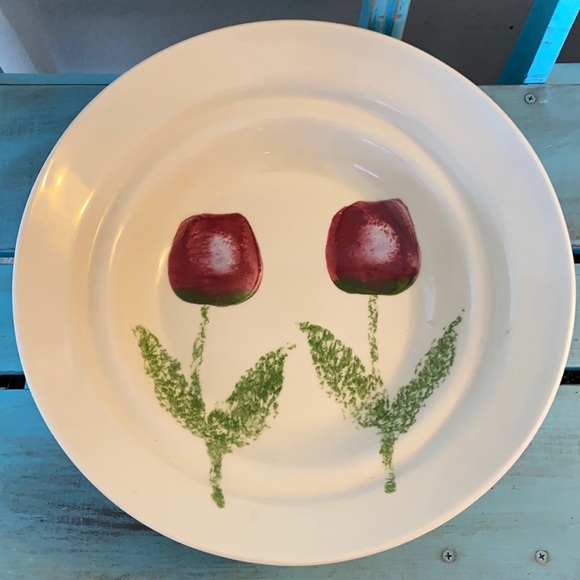 Hartstone Pottery Extra Large Serving Bowl Tulip Collection in New Condition - Picture 2 of 8